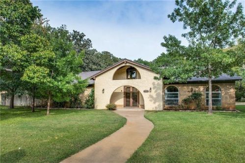 3901 Deepwood St, Colleyville, TX 76034-4655
