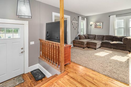 230 4th St, Cokato, MN 55321-4647