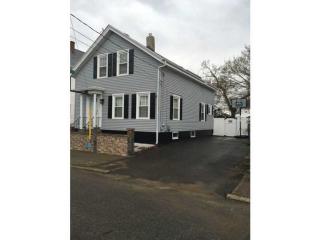 99 Johnson St, Pawtucket, RI 02860-4320