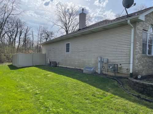 1525 Wood St, Crete, IL 60417-3134