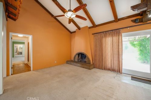 16355 Rancho Escondido Dr, Riverside CA  92506-5801 exterior