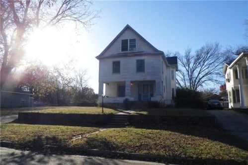 726 Beard Ave, Shawnee OK  74804-3602 exterior