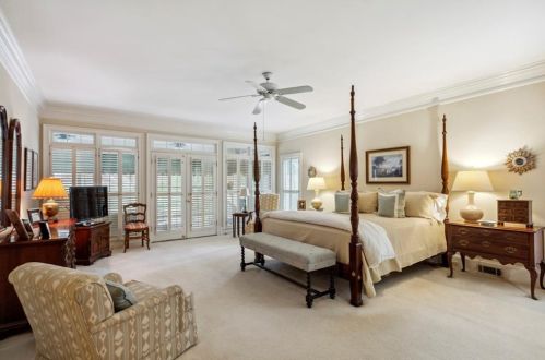 1840 Brandon Hall Dr, Atlanta GA  30350-3709 exterior