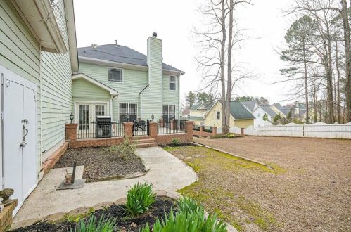 109 Memory Ln, Stockbridge GA  exterior