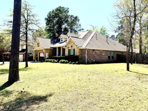2600 Westleton Ln, Conroe TX  77304-1190 exterior