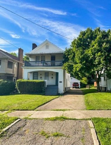 2132 Cathedral Ave, Cincinnati, OH 45212-1515