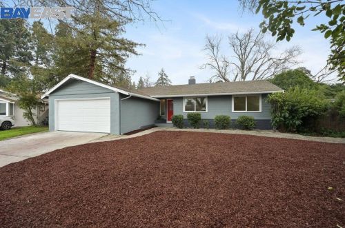 35 Baylor Ln, Concord CA  94523-1907 exterior