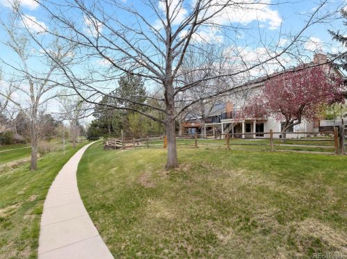 7557 Willow Cir, Englewood CO  80112-2761 exterior