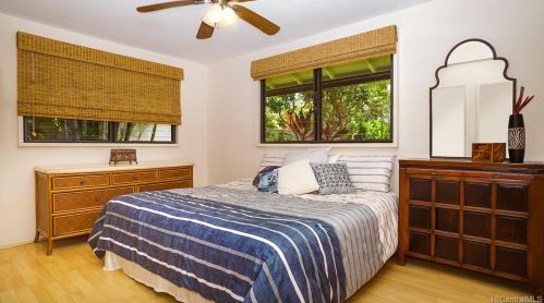 4494 Pahoa Ave, Honolulu HI  96816-5450 exterior