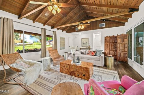 2512 Rockdell St, Glendale CA 91214-2221 exterior