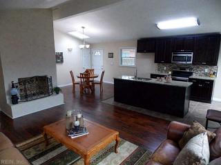 156 Cherry St, Norfolk, VA 23503-3422