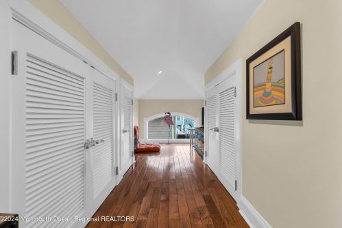 211 Canal Ln, Lavallette NJ  08735-1604 exterior