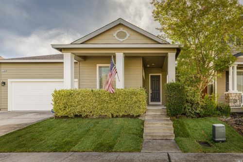 1136 Enzos Way, Windsor, CA 95492-8874