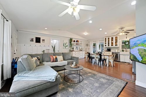 54 Hill Rd, Severna Park MD  21146-1902 exterior