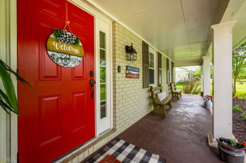 4041 Ebenezer Rd, Marietta, GA 30066-2721