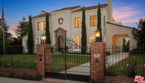 205 Georgina Ave, Santa Monica, CA 90402-1615
