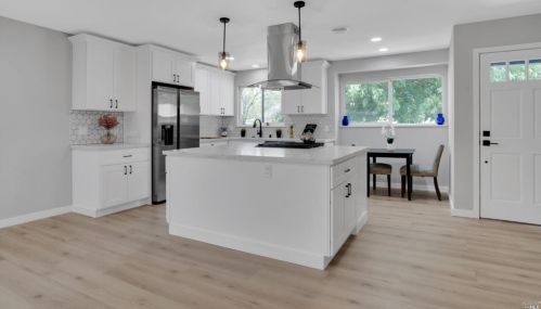 1111 Aspen Dr, Concord CA  94520-4001 exterior