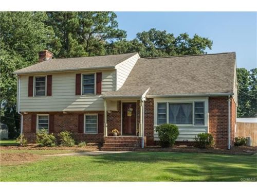 208 Wootton Rd, Sandston, VA 23150-2129