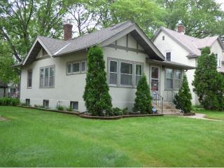 3028 42 Ave, Minneapolis MN  55427-1179 exterior