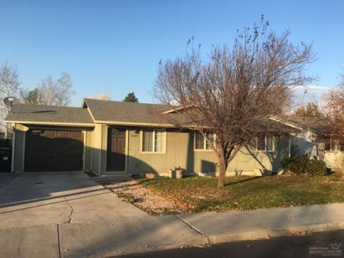 3149 Quartz Ave, Eagle Crest OR  97756-7505 exterior