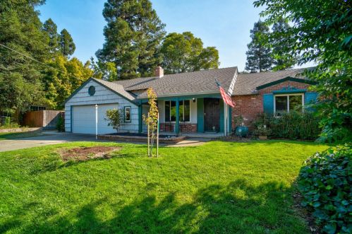 6328 Woodcreek Dr, Citrus Heights, CA 95621-6122