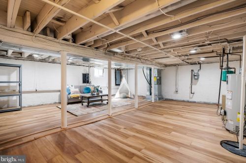 244 Hopkins Ave, Haddonfield NJ  08033-1409 exterior