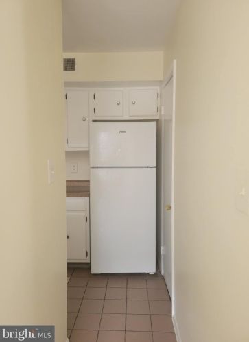 14 Adams Dr, Leesburg, VA 20176-3303
