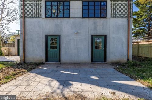 9923 Sutherland Rd, Silver Spring MD 20901-2314 exterior