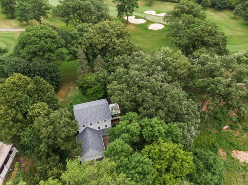 2648 Nightingale Ct, Chaska, MN 55318-1130