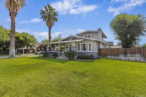 6268 Palm Ave, Riverside CA  92506-2021 exterior