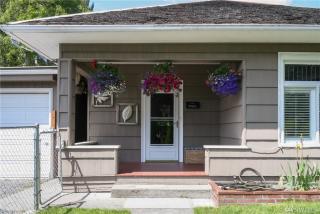 3518 Rockefeller Ave, Everett, WA 98201-4728