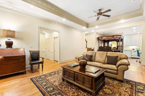 250 Cameron Ridge Dr, Atlanta GA  30328-4709 exterior