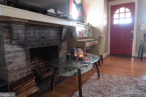 923 Fillmore St, Philadelphia PA  19124-2926 exterior