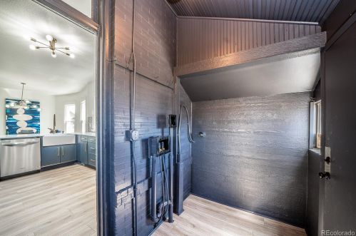 3215 York St, Denver CO  80205-4164 exterior