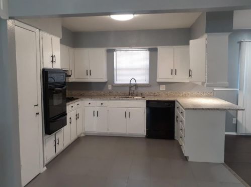 2009 Billie Dr, Dallas TX  75232-1013 exterior