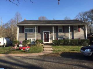 93 Burrs Mill Rd, Pemberton, NJ 08068-1746