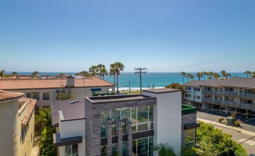 165 Pine Ave, Carlsbad, CA 92008-3136