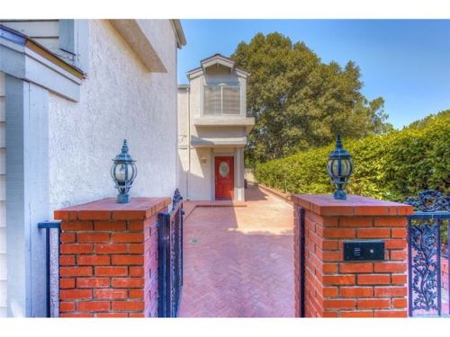 101 Eisenhower Way, Placentia, CA 92870-5446