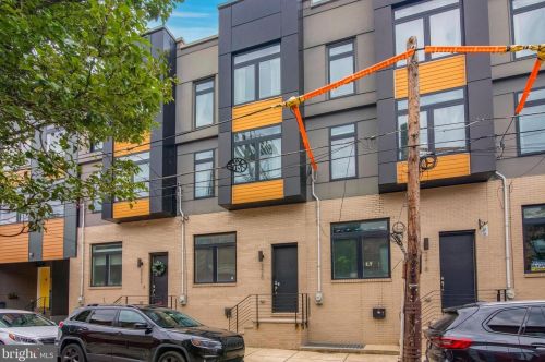 2420 Gordon St, Philadelphia, PA 19125-2908