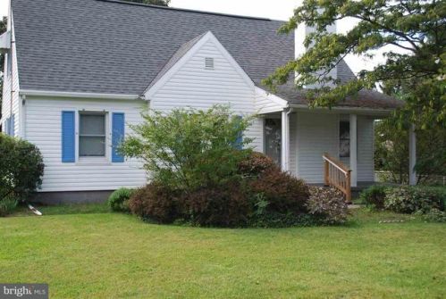 1832 Spring Rd, Carlisle, PA 17013-1150