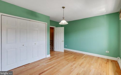 2335 12 St, Philadelphia PA 19133-1008 exterior