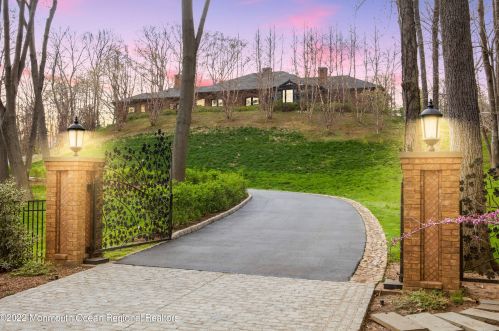 8 Edgewood Rd, Locust, NJ 07760-1114