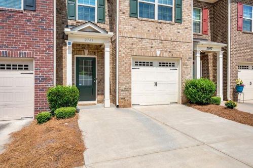 2749 Knelston Oak Way, Suwanee, GA 30024-7299