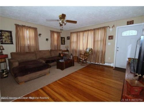 234 Cape May Ave, Berkeley Township, NJ 08721-1314