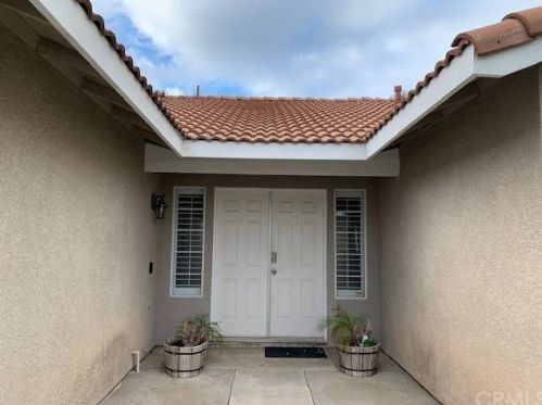 5595 Via Escalante, Riverside CA  92509-5563 exterior