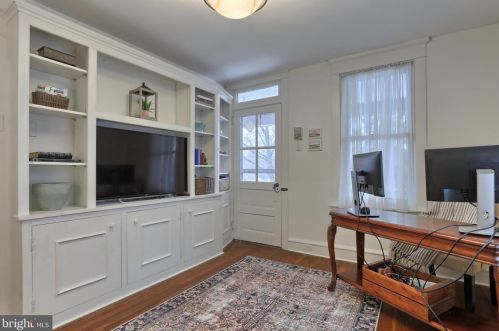 638 State St, Lancaster PA  17603-2641 exterior