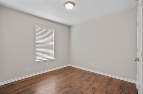 1409 Myrtle St, Fort Worth TX  76104-5763 exterior