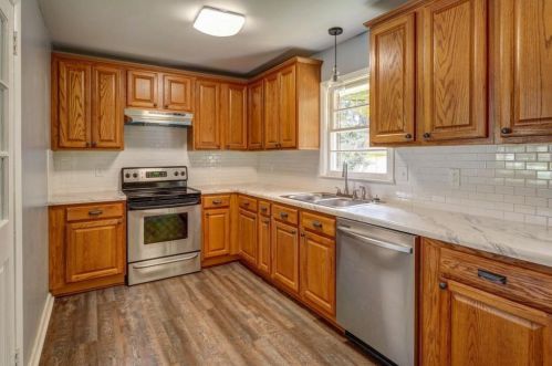 2708 Lakeview Dr, Conyers GA  30094-4944 exterior