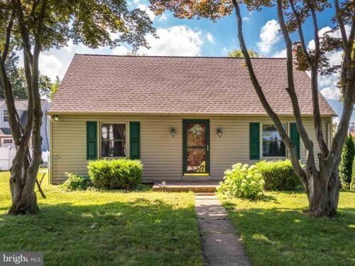 2 Valley Rd, York, PA 17407-1221