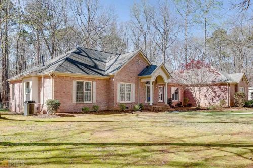 175 Winding Stream Trl, Hampton, GA 30228-2040